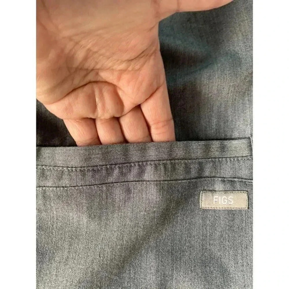 Lot 2 Figs Technical Collection Scrubs Women Smalls - Picture 14 of 15